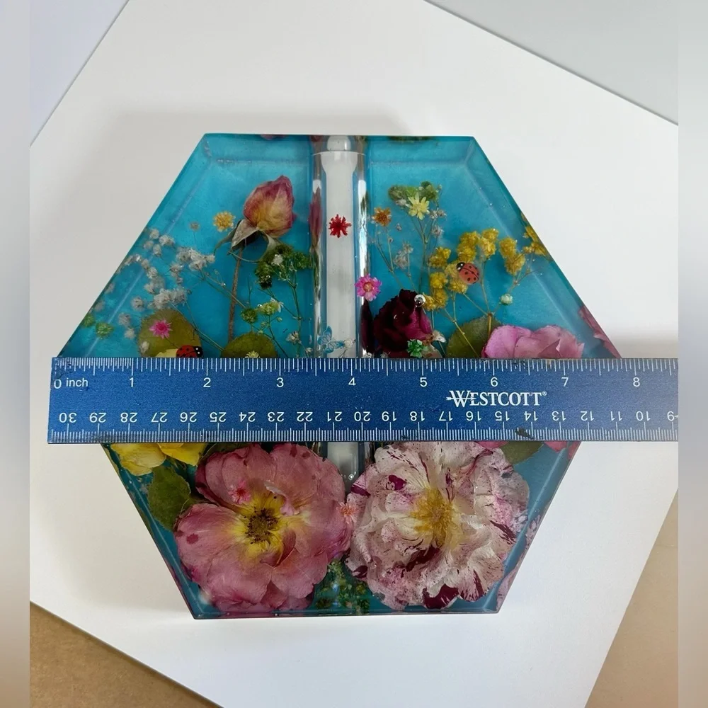 Real Dried Flower Resin Vase